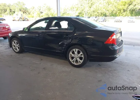2012 Ford Fusion Se z USA, uszkodzony, nr VIN 3FAHP0HA1CR141780